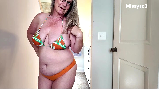 2285 Missy's Photo Shoot